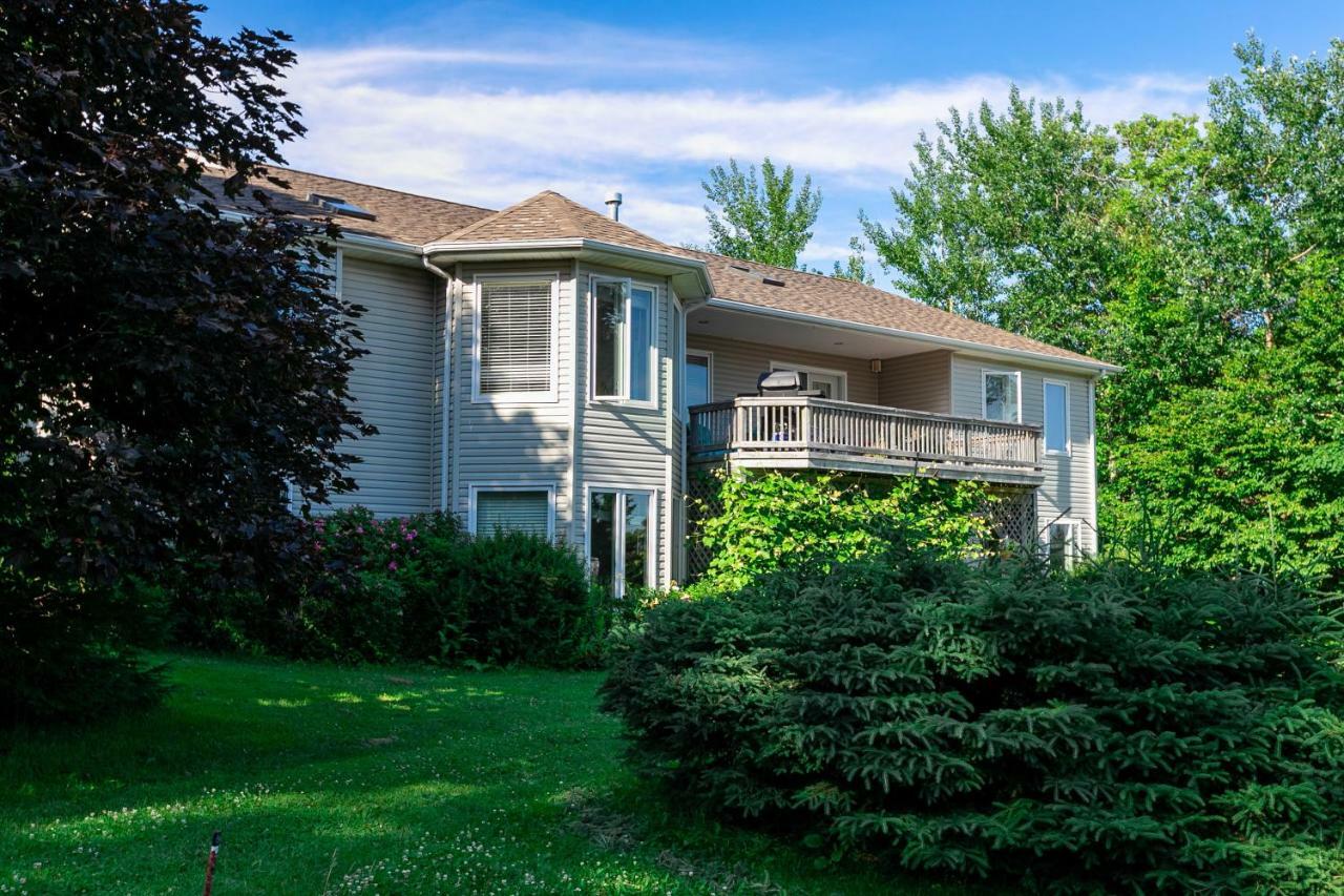 Lily'S Garden Hotel Charlottetown Exterior foto